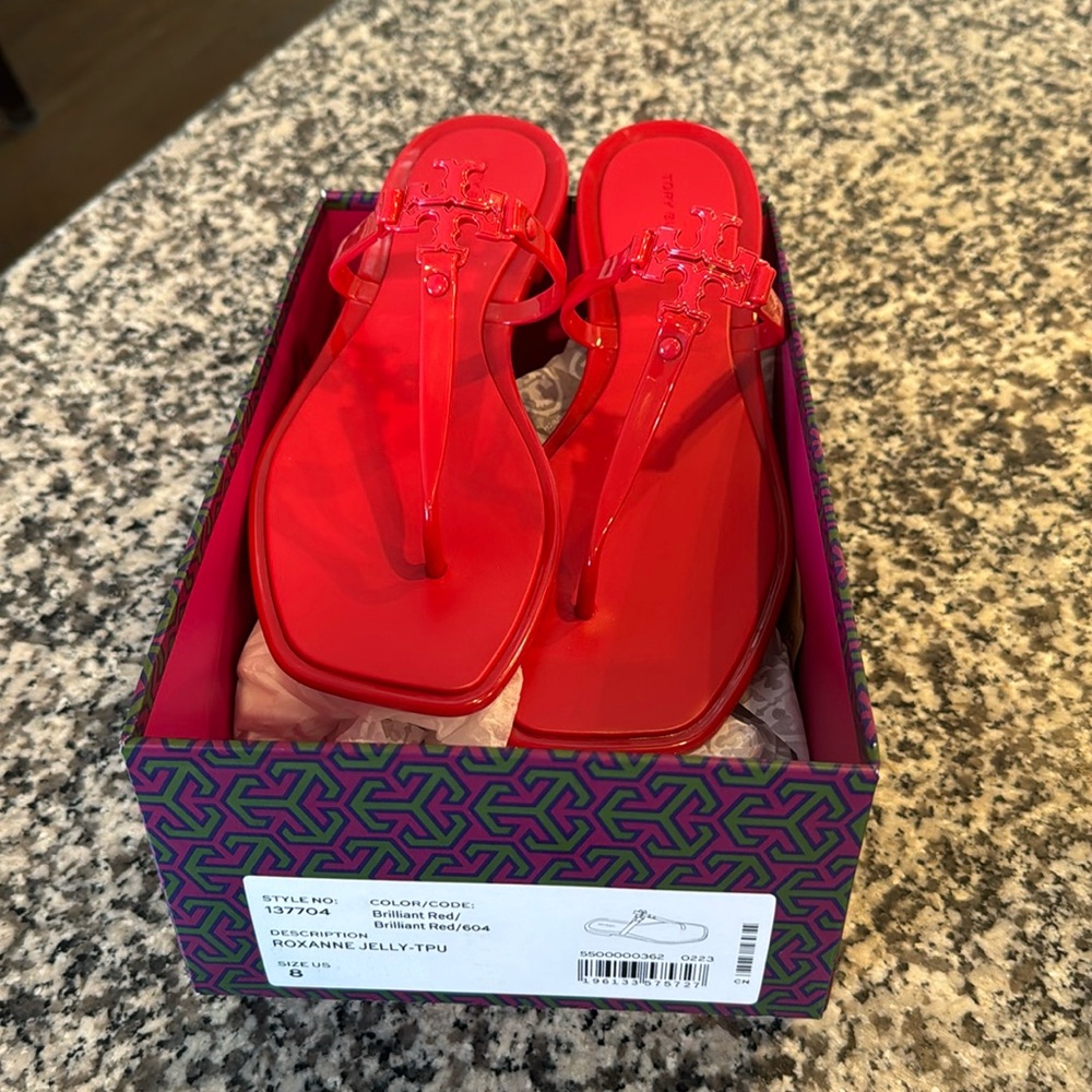 Brand New Never Worn Tory Burch Flip Flops Size 8
